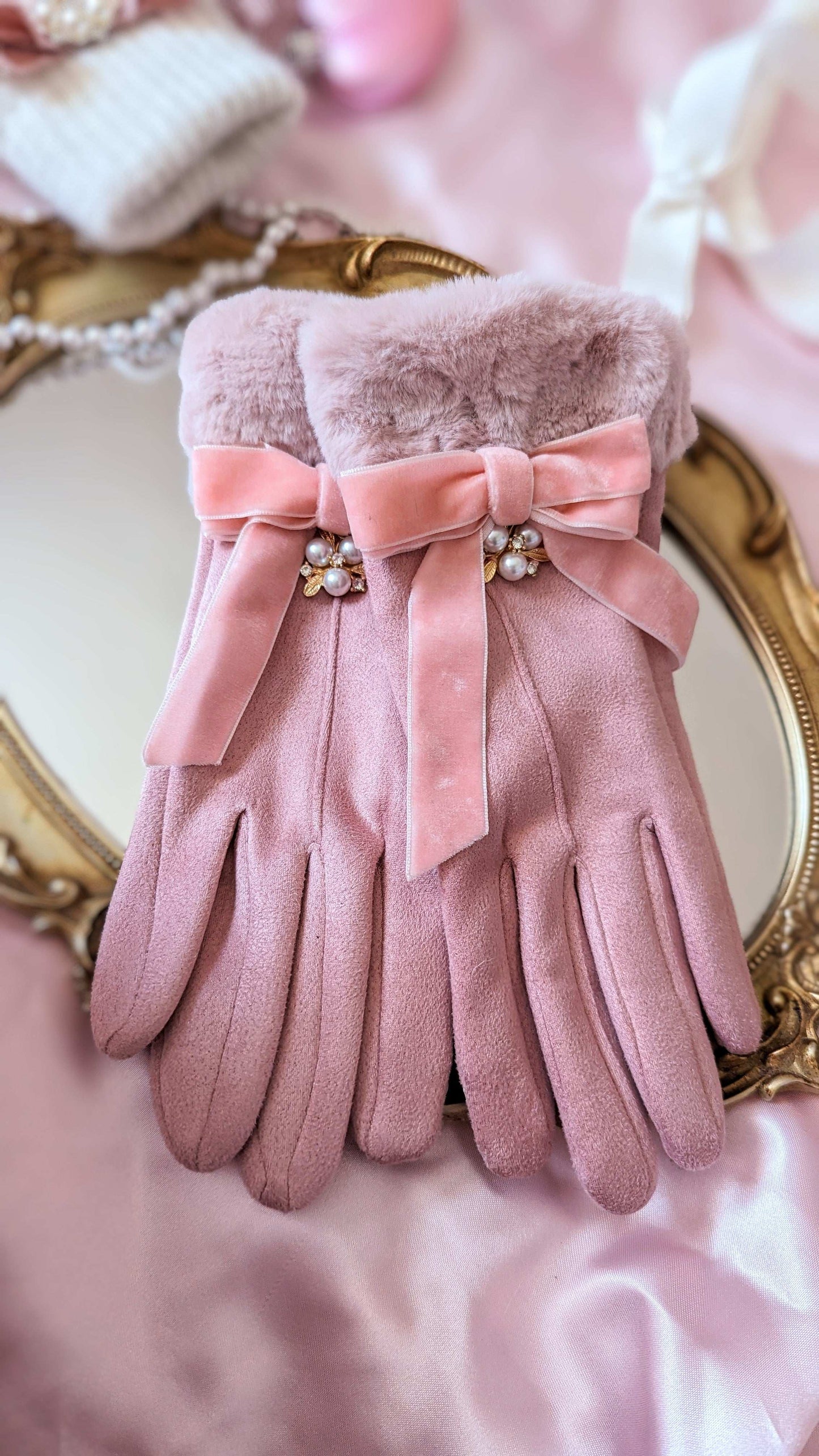 Elegant Faux Fur Trim Gloves