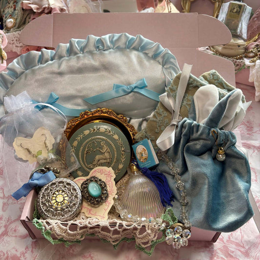 Vintage Christmas Gift Box- Blue Alice Bundle