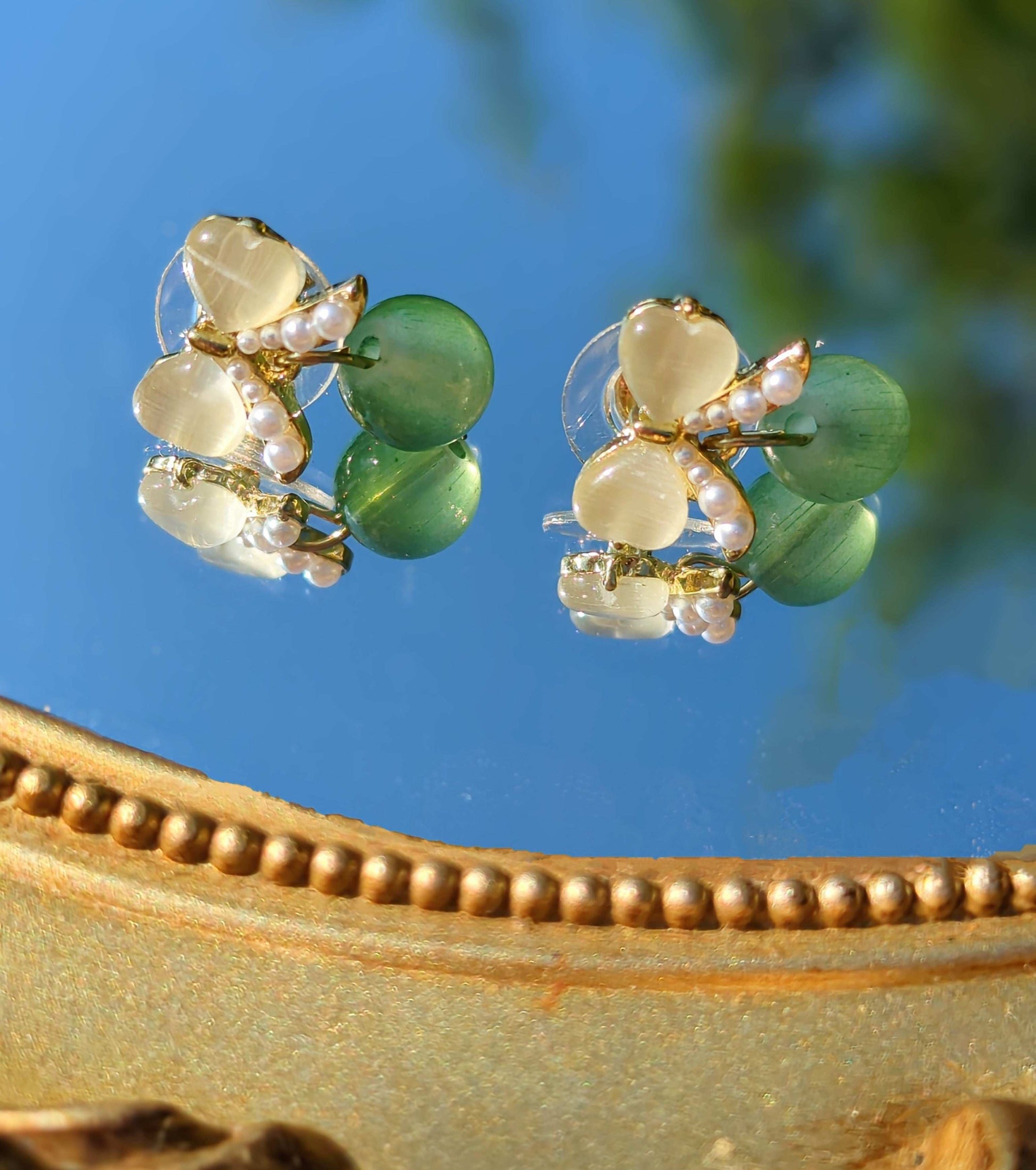 Bow Pearl Earrings