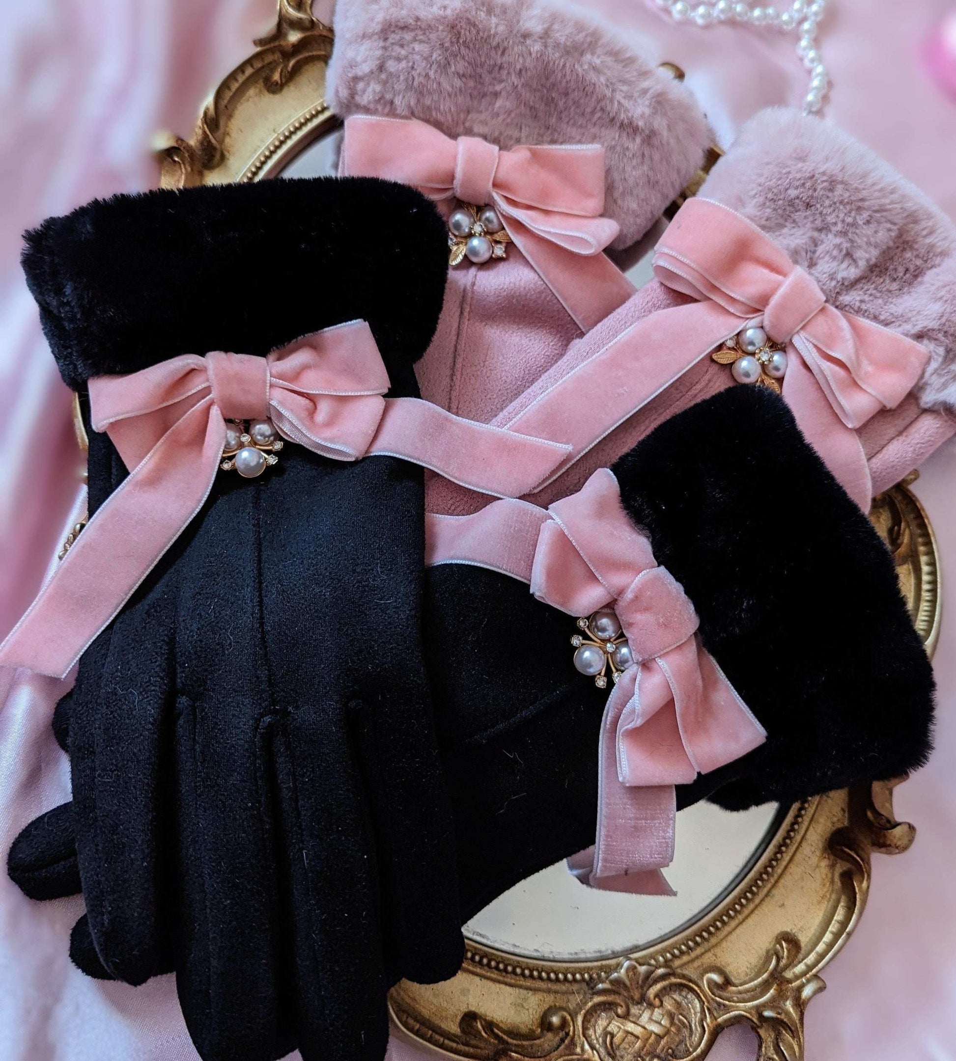 Elegant Faux Fur Trim Gloves