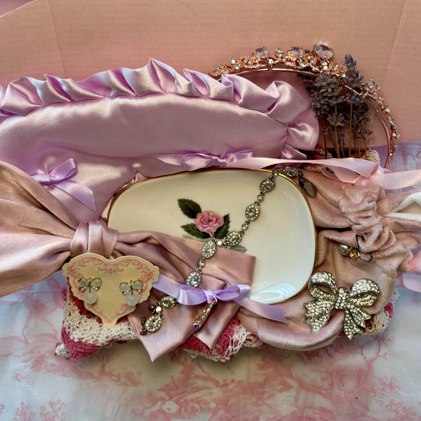 Vintage Christmas Gift Box- Lavender & Lilac