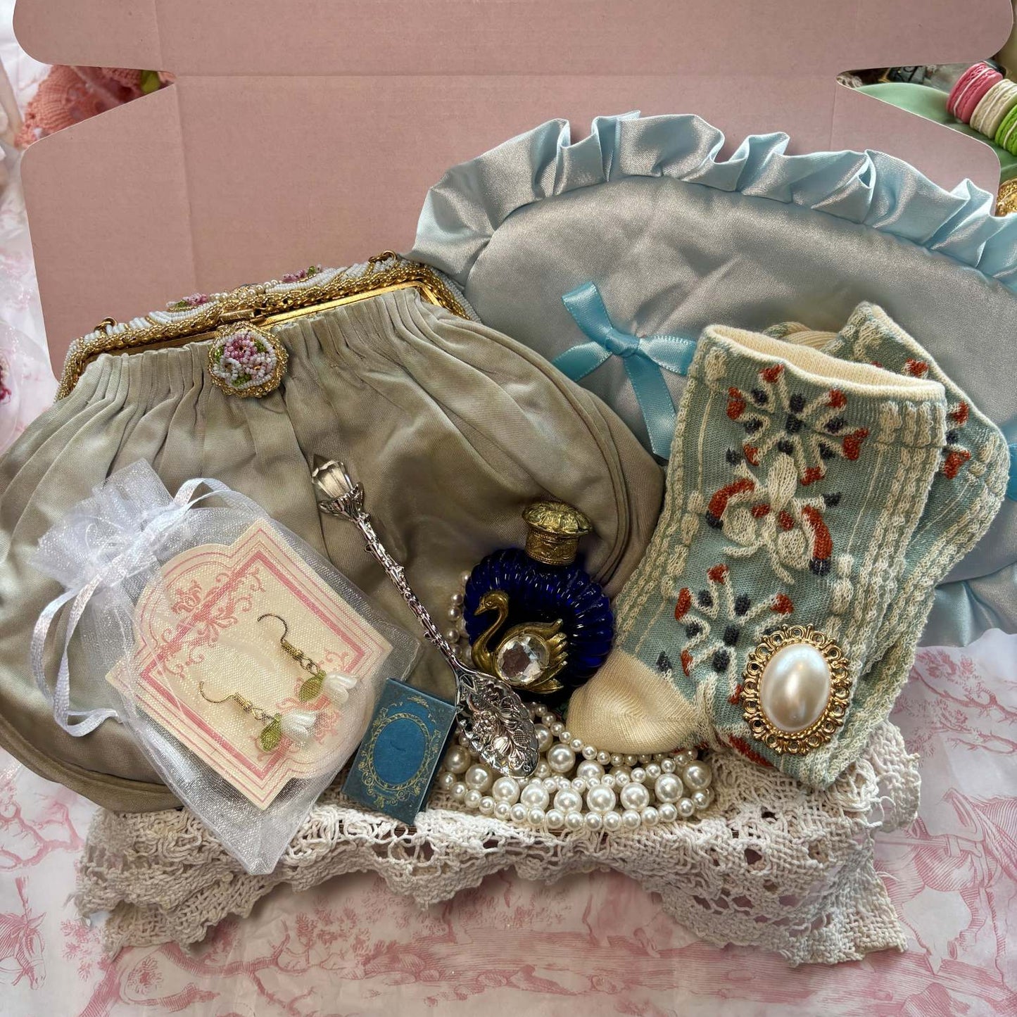 Vintage Christmas Gift Box- Blue Bundle