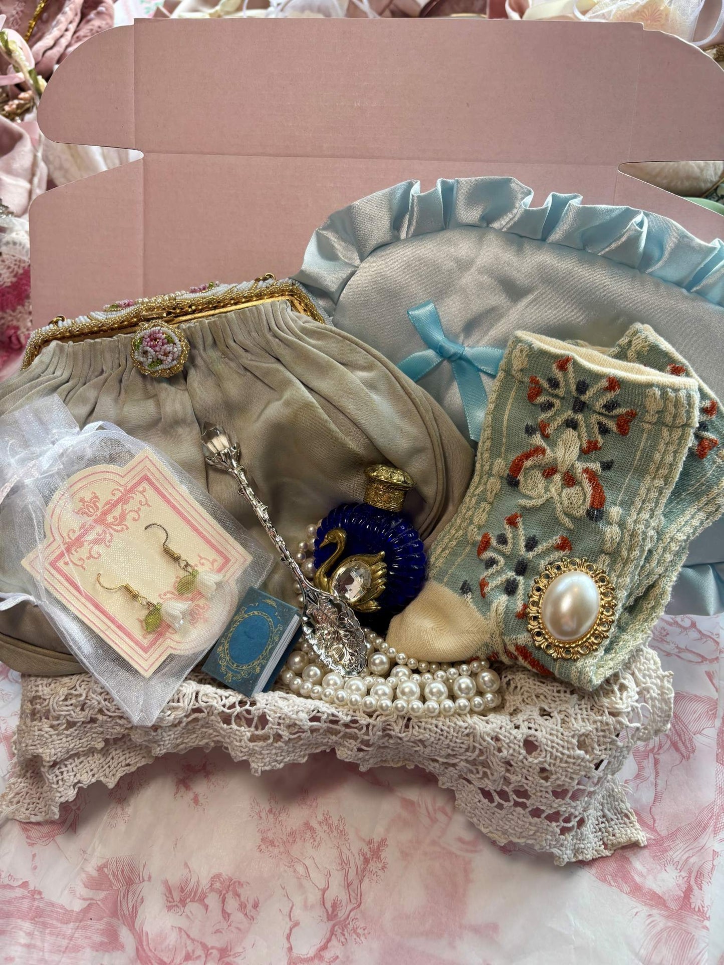 Vintage Christmas Gift Box- Blue Bundle
