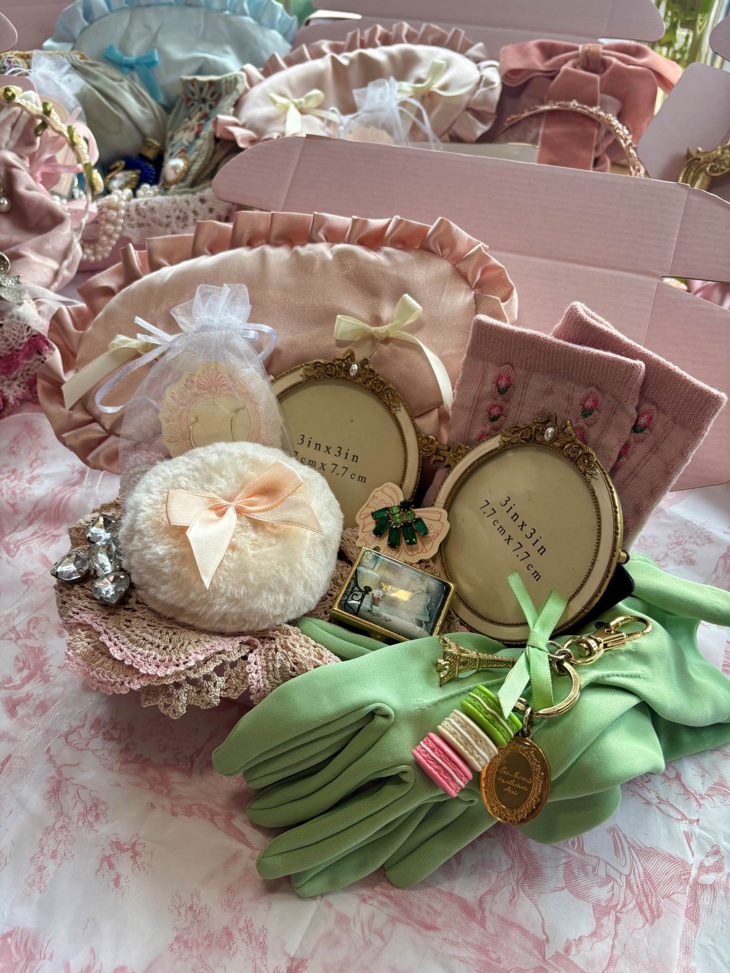 Vintage Christmas Gift Box- Parisian Green