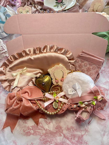 Vintage Christmas Gift Box- Rose Pink