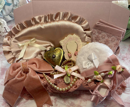 Vintage Christmas Gift Box- Rose Pink